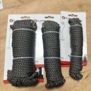 LAISSE D'ENTRAÎNEMENT ET À PISTER WES GRIS